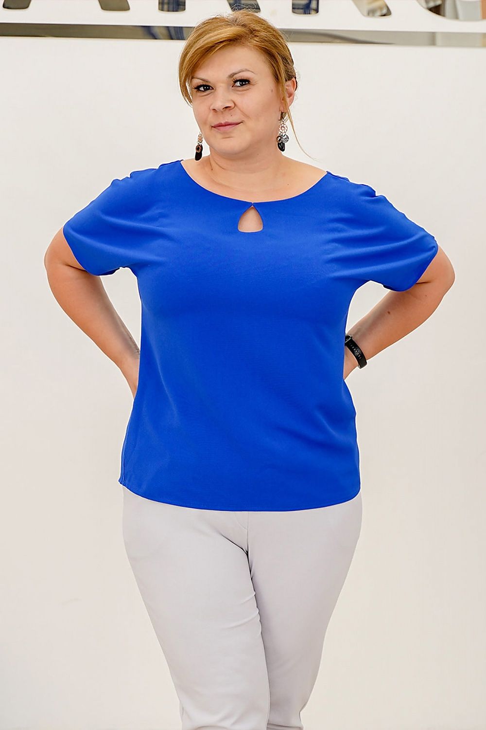 Plus size blouse model 169138